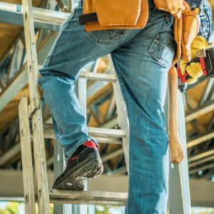 Safety Seconds - Ladder and Scaffold Safety