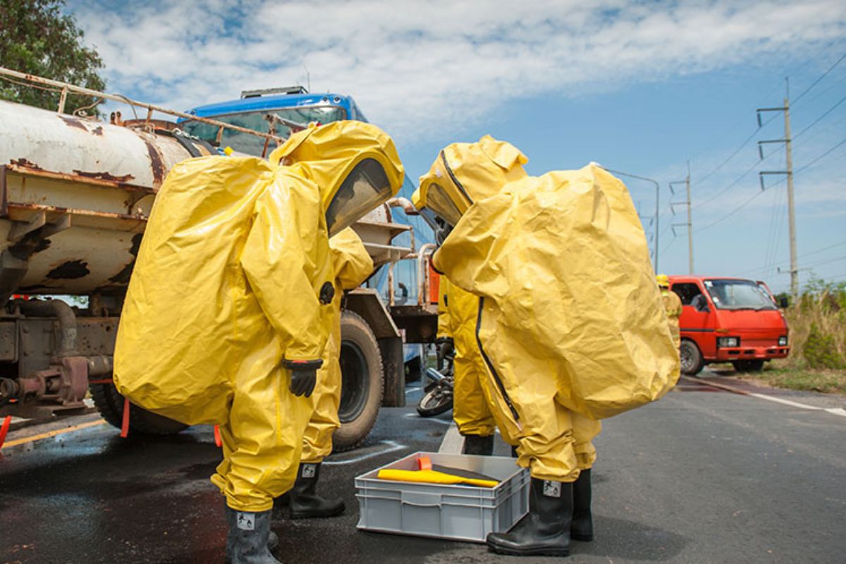 Entrenamiento HAZWOPER Entrenamiento HAZWOPER