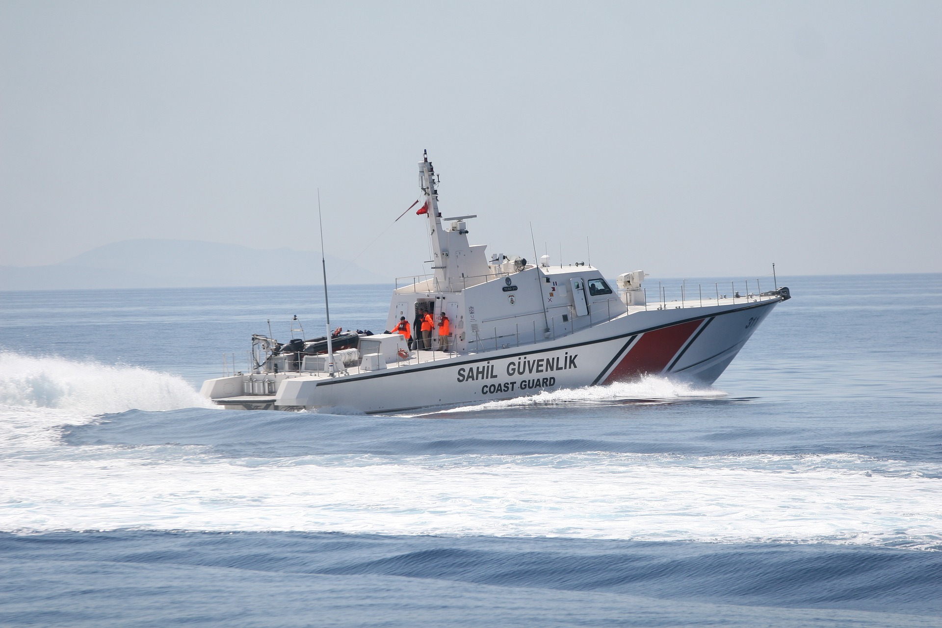 coast-guard-3513052_1920
